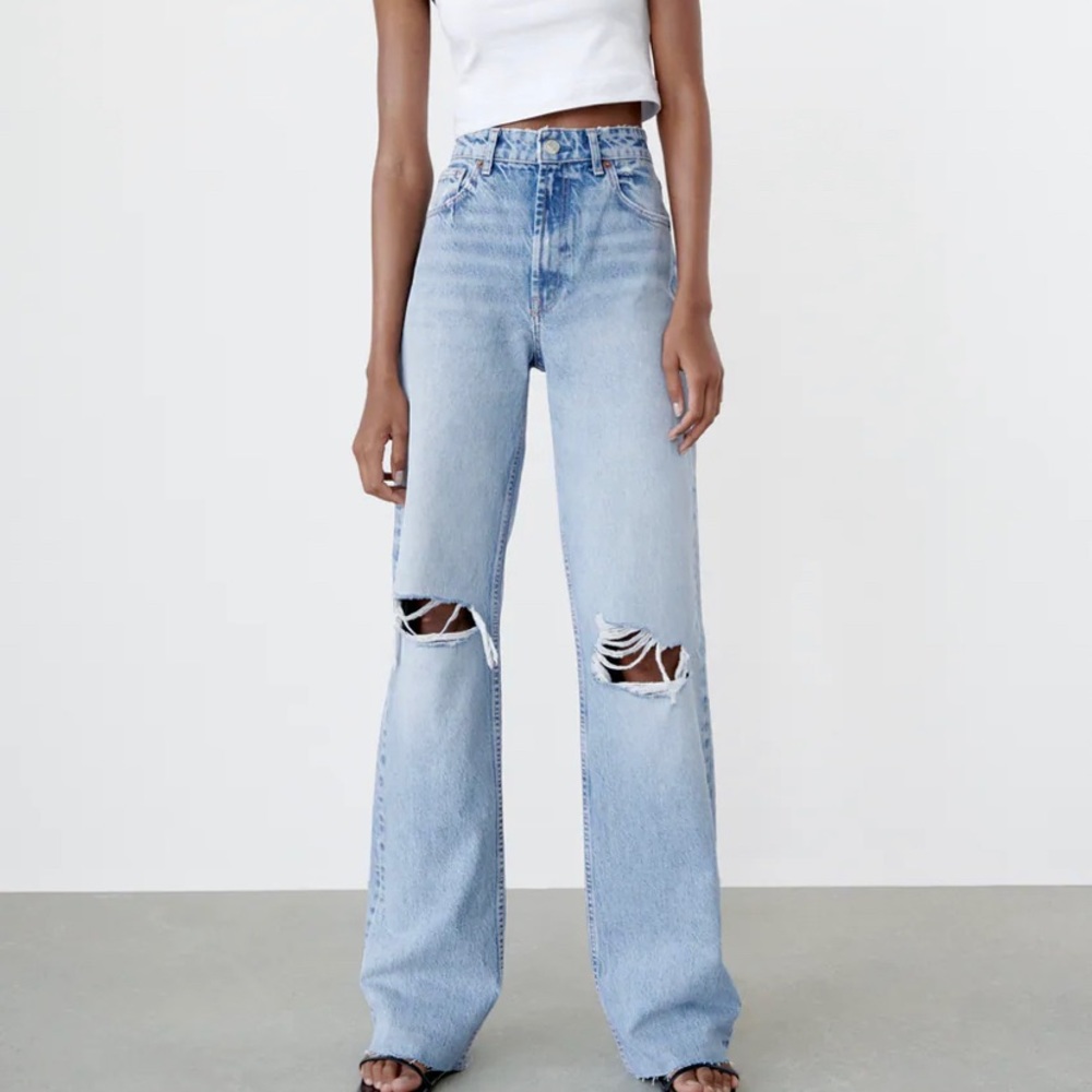 ZARA ripped light wash jeans